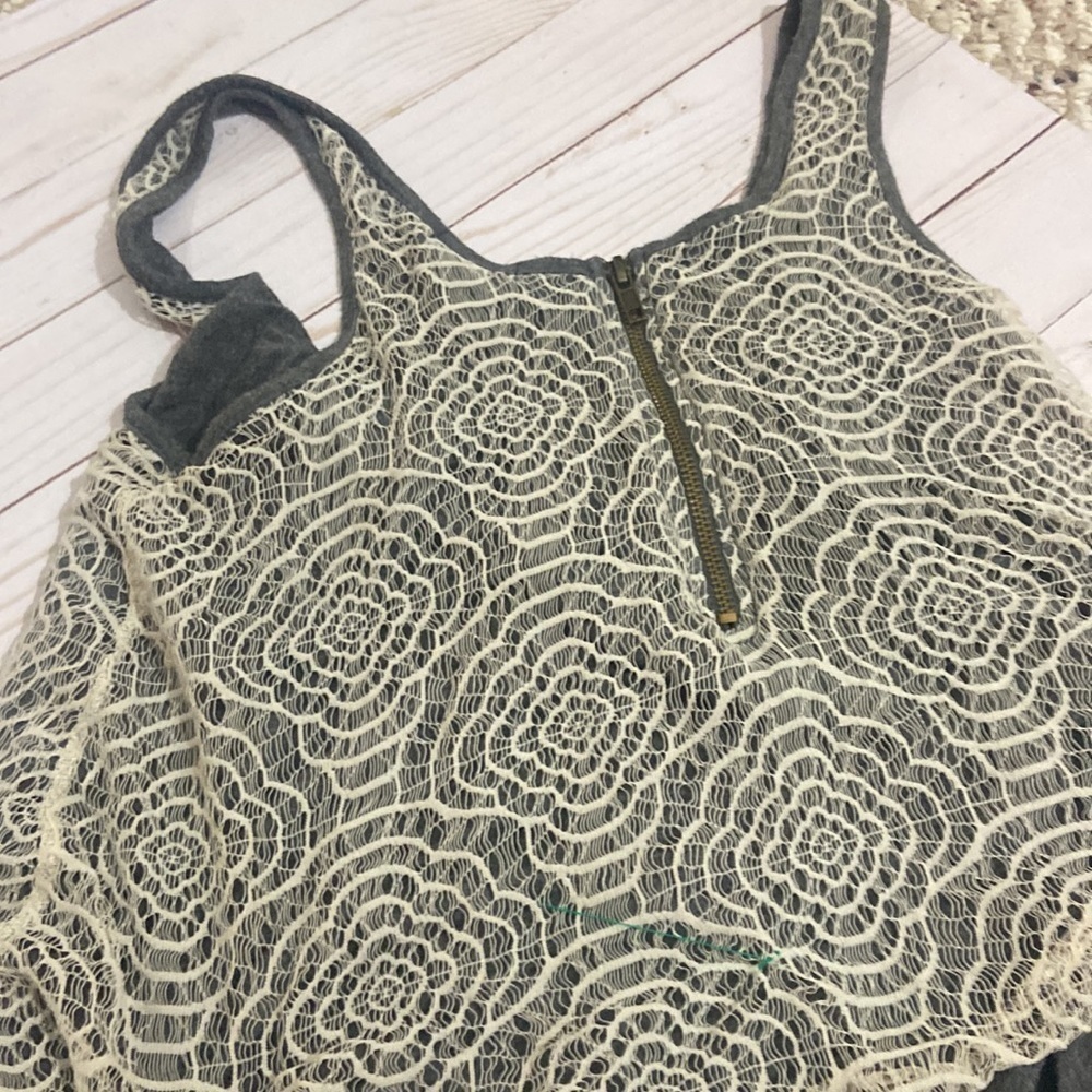 Host Pick🎉Miss Chevrons Tank Top - Picture 4 of 5